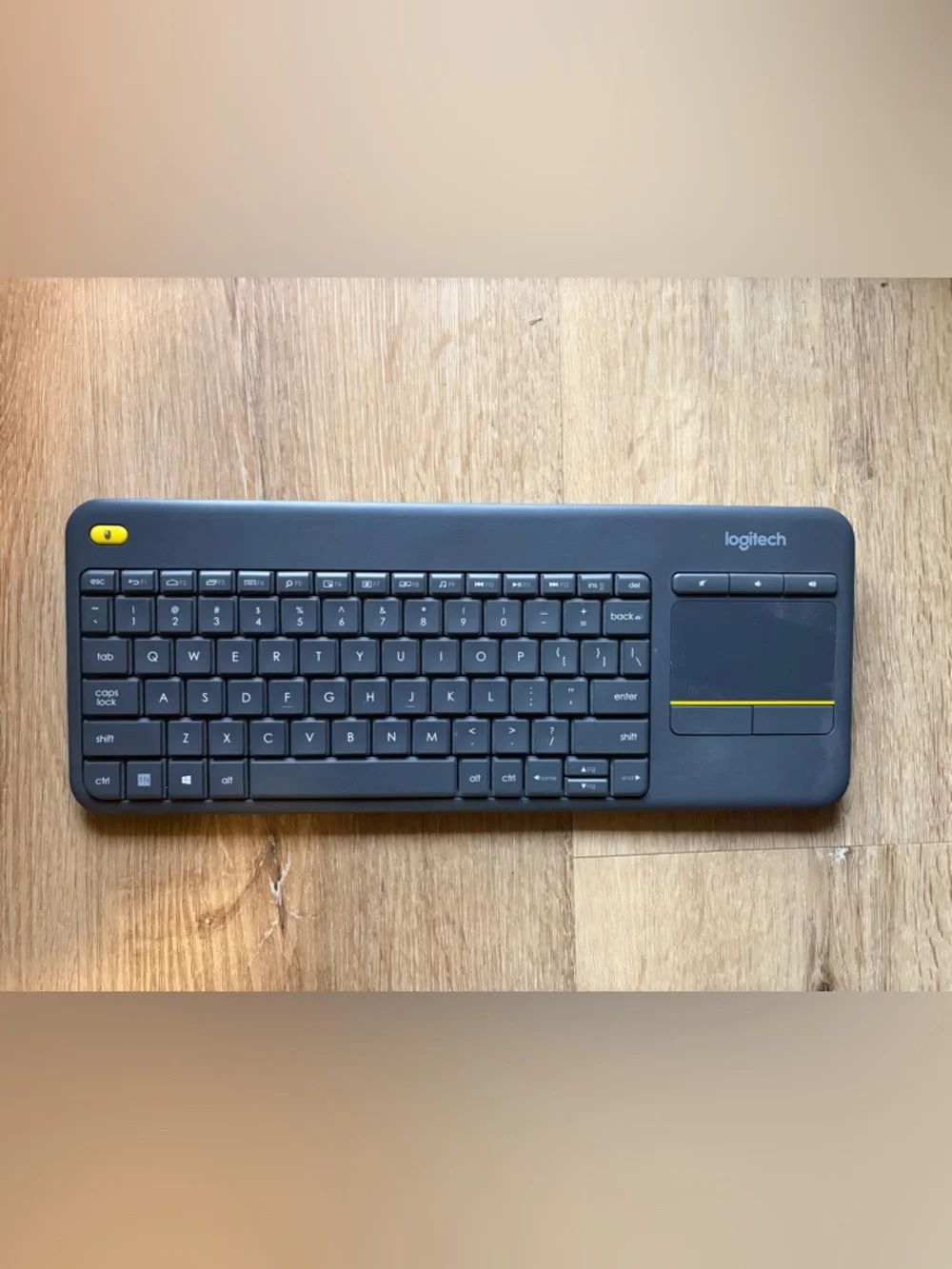 Logitech K400 Plus Wireless Keyboard